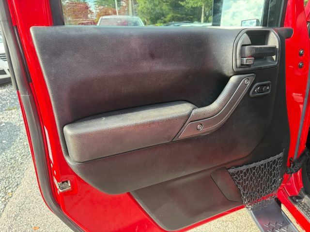 Used 2017 Jeep Wrangler Unlimited Sport w/ Quick Order Package 24S AWD/4WD image 11