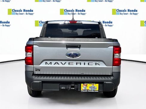 Used 2023 Ford Maverick XLT image 7