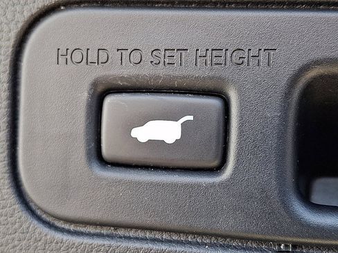 Used 2023 Honda Pilot Touring image 33