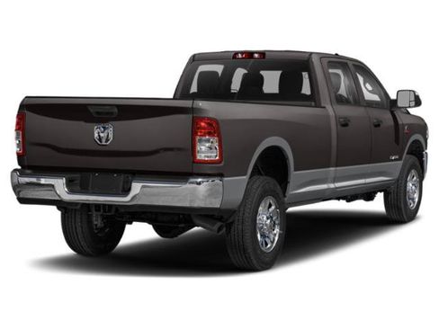 Used 2022 RAM 2500 Laramie AWD/4WD image 2