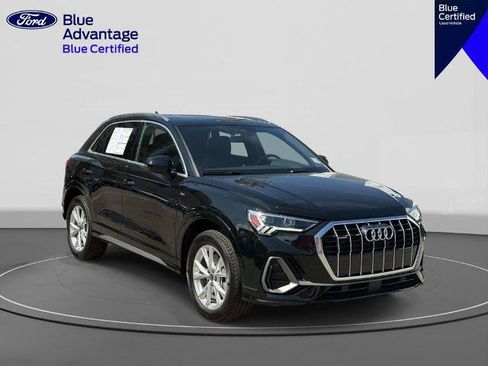 Used 2025 Audi Q3 2.0T Premium w/ Convenience Package AWD/4WD image 4