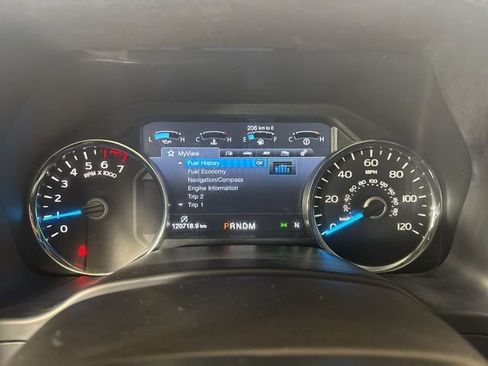 Certified 2017 Ford F150 Lariat w/ Equipment Group 502A Luxury image 17