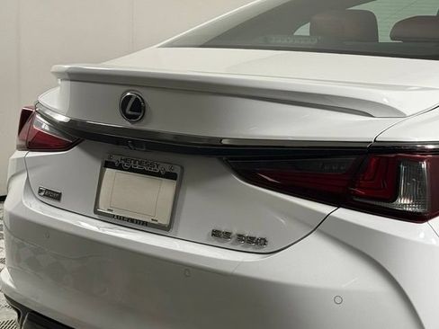 Used 2019 Lexus ES 350 F Sport w/ Accessory Package 2 FWD image 18