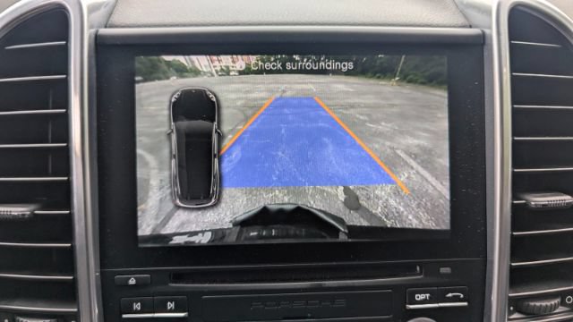 Used 2018 Porsche Cayenne Platinum Edition AWD/4WD image 38