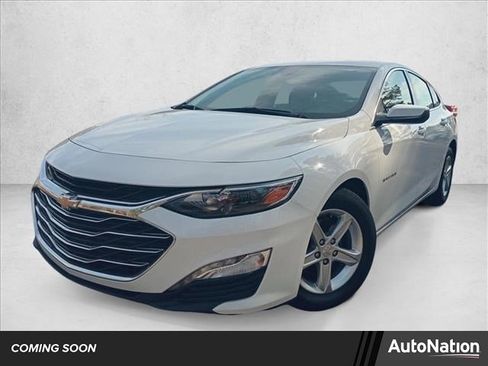 Used 2024 Chevrolet Malibu LT image 1