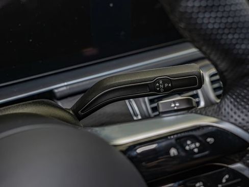 Used 2026 Mercedes-Benz GLS 450 4MATIC image 17