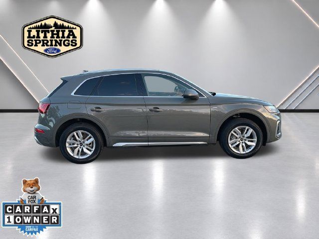 Used 2023 Audi Q5 2.0T Premium w/ Convenience Package AWD/4WD image 2