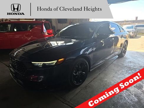 Used 2025 Honda Accord SE image 1