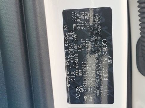 Certified 2023 Kia Niro Wave w/ Wave Preserve Package image 33