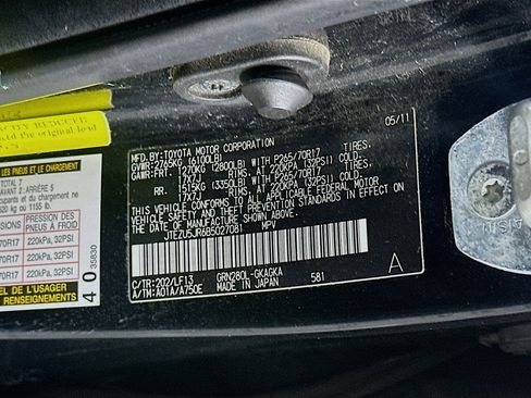 Used 2011 Toyota 4Runner SR5 image 12