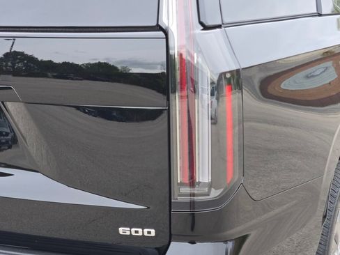 New 2026 Cadillac Escalade Platinum Sport AWD/4WD image 14