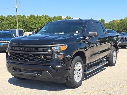 Certified 2023 Chevrolet Silverado 1500 Custom AWD/4WD image 1