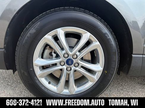 Used 2018 Ford Edge SEL w/ Equipment Group 201A AWD/4WD image 13