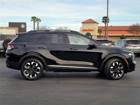 Certified 2023 Kia Sportage X-Line w/ X-Line Premium Package image 5