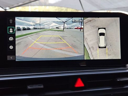 Used 2024 Kia Sorento SX image 17