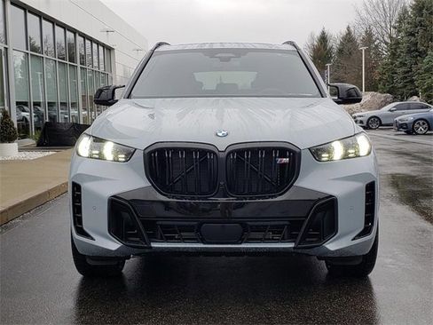 New 2026 BMW X5 M60i image 2