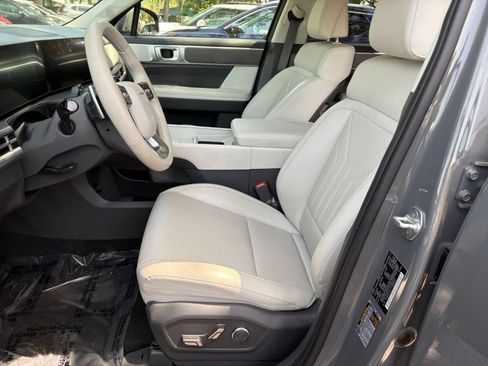 Used 2026 Hyundai Santa Fe SEL FWD image 29