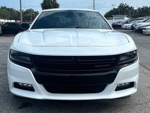 Used 2016 Dodge Charger SXT w/ Blacktop Package RWD image 5
