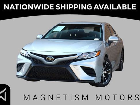 Used 2018 Toyota Camry SE w/ Convenience Package image 1