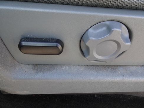 Used 2014 Ford F150 XLT w/ Equipment Group 302A Luxury image 16