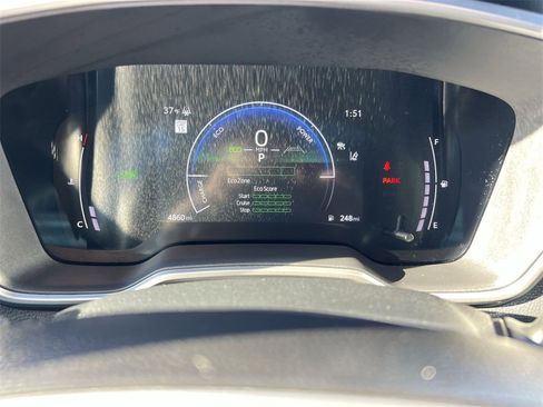 Used 2024 Toyota Corolla Cross XSE image 17