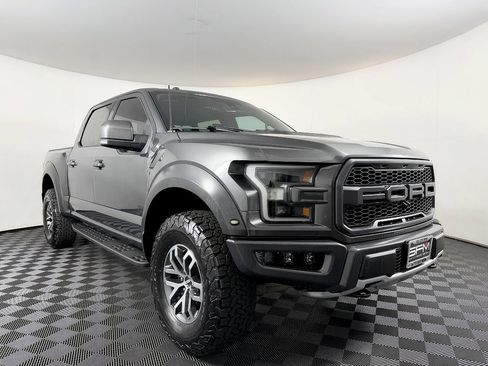 Used 2018 Ford F150 Raptor w/ Equipment Group 802A Luxury AWD/4WD image 6