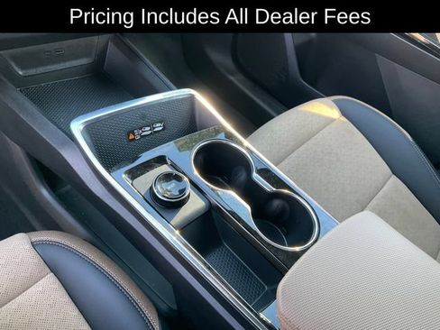 Used 2026 Chevrolet Equinox ACTIV w/ Convenience Package III AWD/4WD image 15