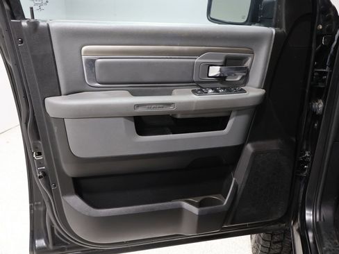 Used 2019 RAM 1500 Big Horn image 13