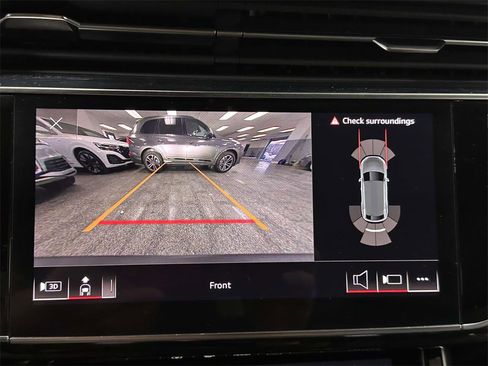 Used 2025 Audi Q8 Premium w/ Convenience Package image 23