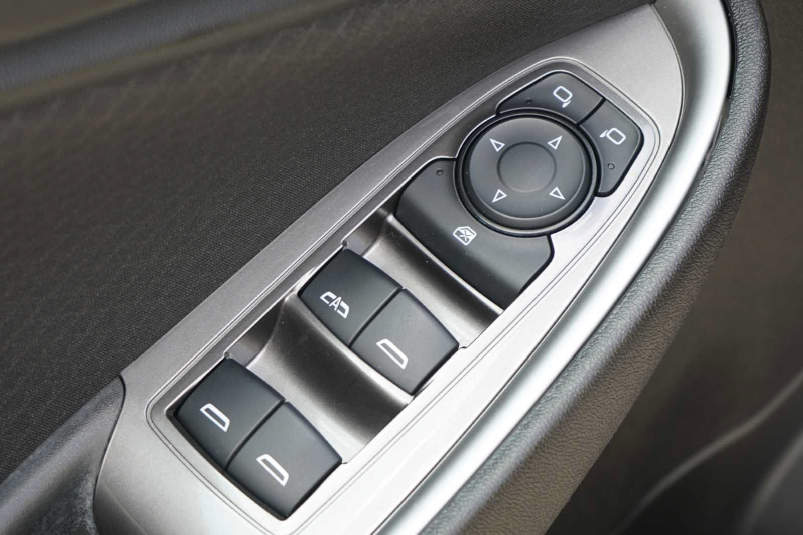 Used 2025 Chevrolet Malibu LT FWD image 17