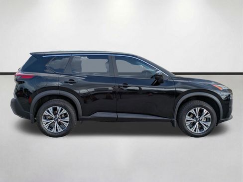 Used 2023 Nissan Rogue SV FWD image 4