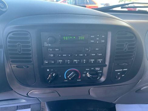 Used 2002 Ford F150 Lightning RWD image 44