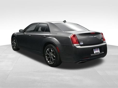 Used 2015 Chrysler 300 S AWD/4WD image 3