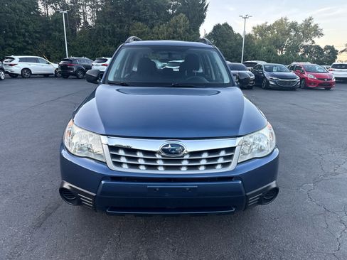 Used 2012 Subaru Forester 2.5X w/ Popular Pkg 3 AWD/4WD image 8