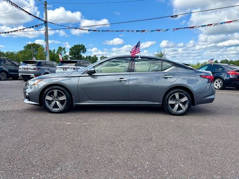 Used 2020 Nissan Altima 2.5 SL AWD/4WD image 2