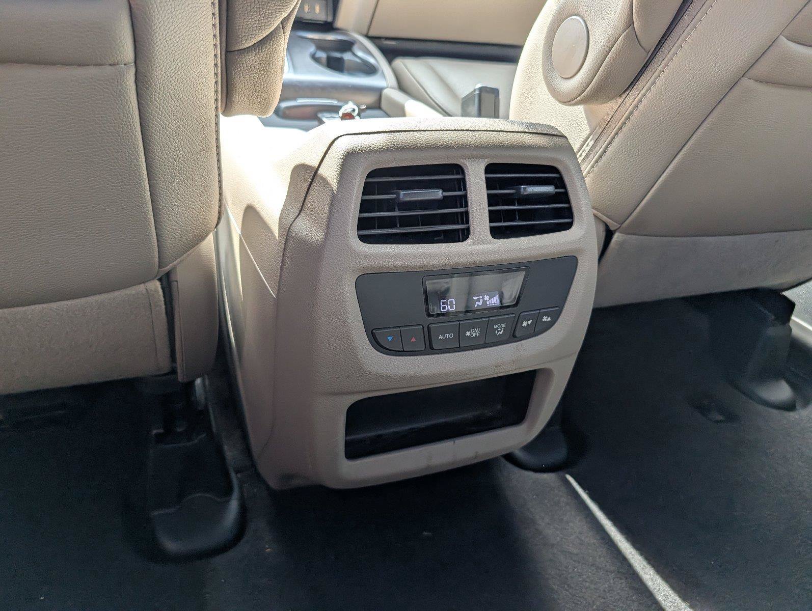 Used 2017 Honda Pilot EX-L image 31