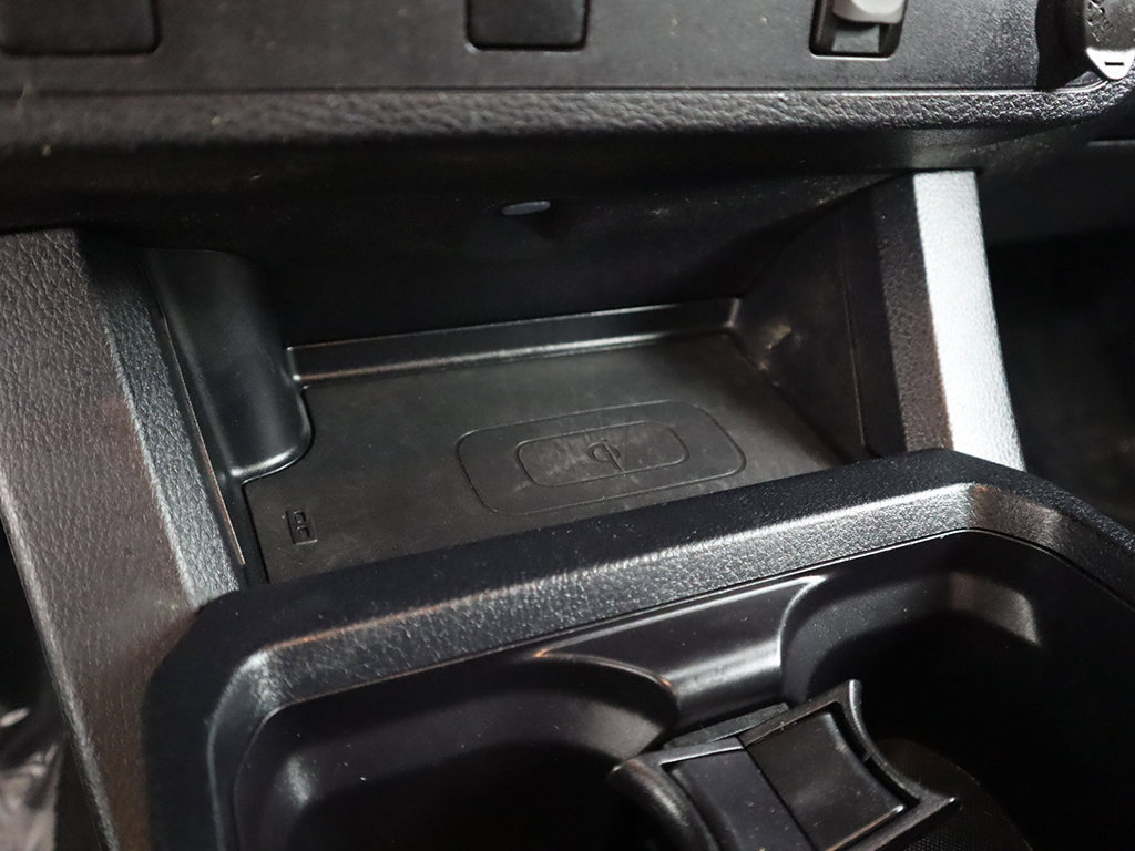 Used 2019 Toyota Tacoma TRD Sport AWD/4WD image 45