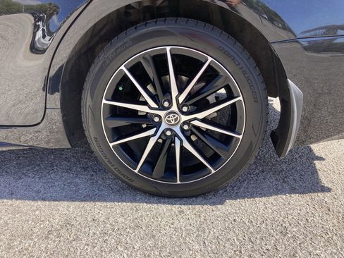 Used 2023 Toyota Camry SE w/ Convenience Package image 18