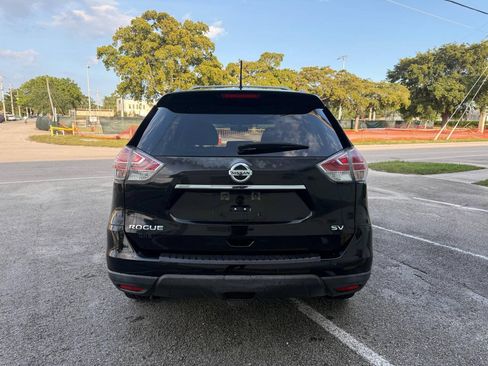 Used 2015 Nissan Rogue SV FWD image 12