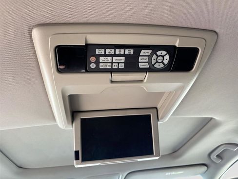 Used 2012 Honda Odyssey Touring image 39