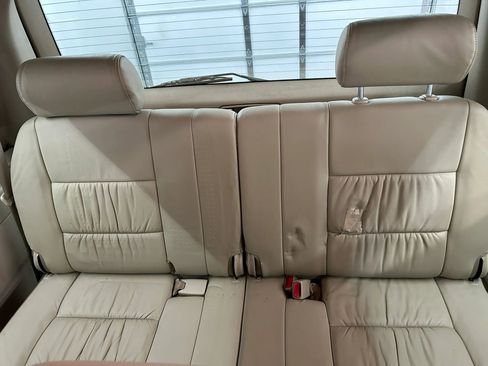 Used 1999 Toyota Land Cruiser image 12