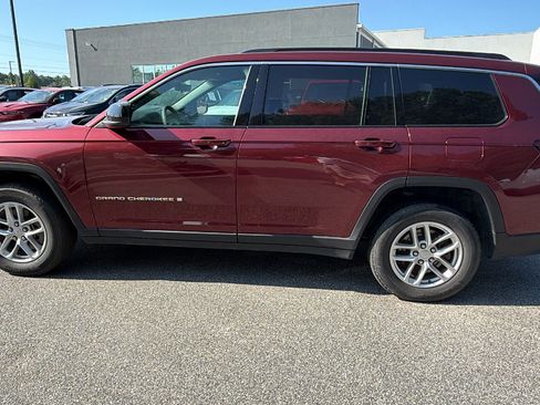 Used 2025 Jeep Grand Cherokee L Laredo w/ Luxury Tech Group I RWD image 11