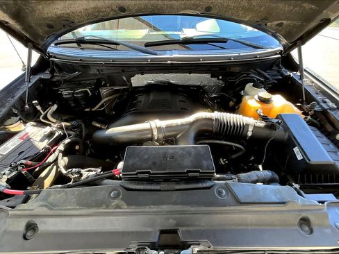 Used 2013 Ford F150 King Ranch w/ King Ranch Luxury Pkg image 32