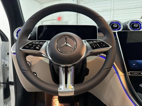 New 2026 Mercedes-Benz GLC 300 image 15