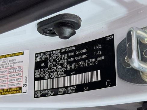 Used 2024 Toyota 4Runner TRD Off-Road image 29