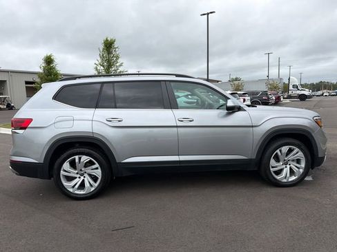 Used 2022 Volkswagen Atlas SE FWD image 6