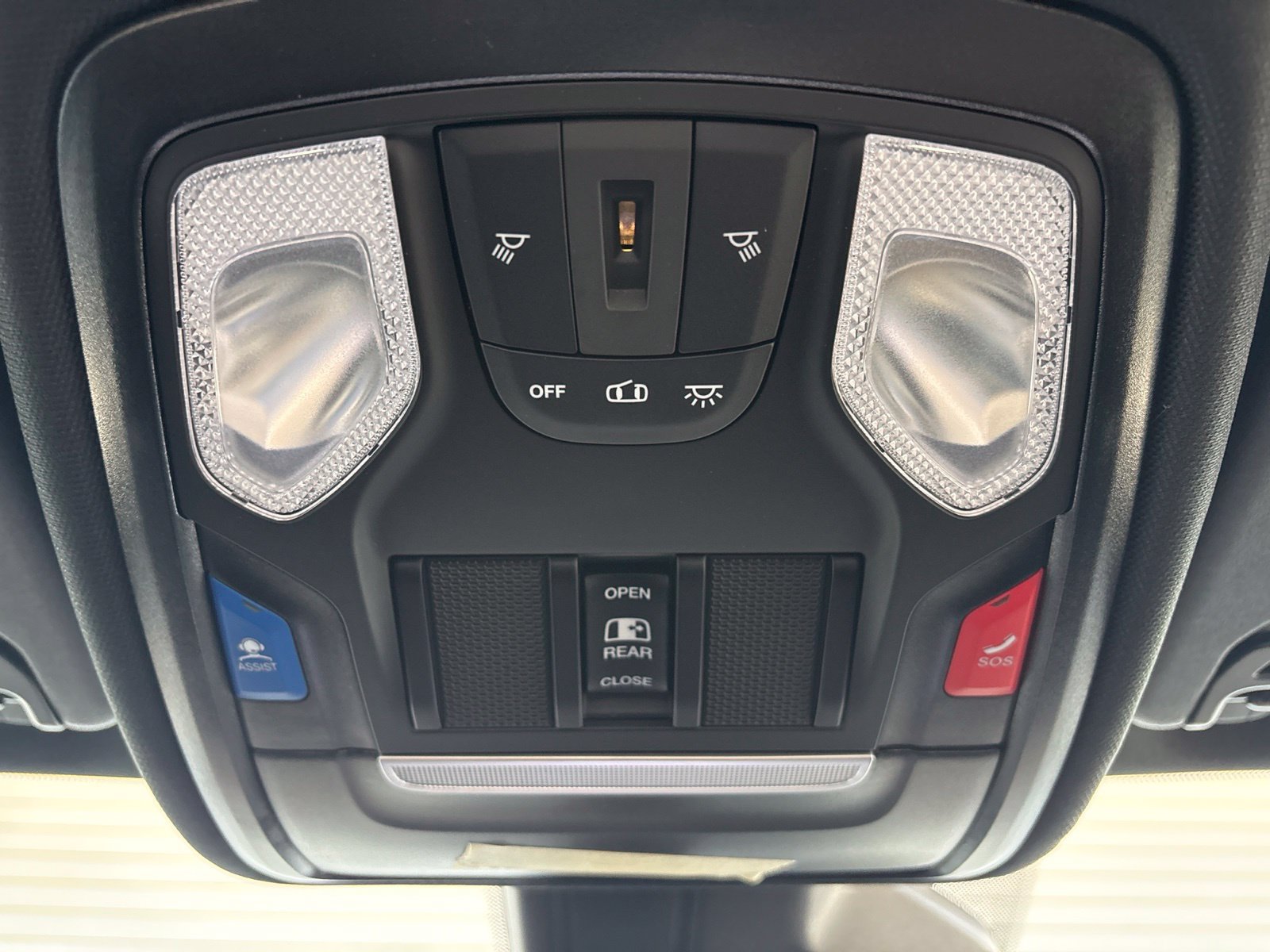New 2026 RAM 1500 Express RWD image 17