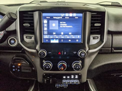 Used 2024 RAM 2500 Big Horn w/ Off Road Package AWD/4WD image 8