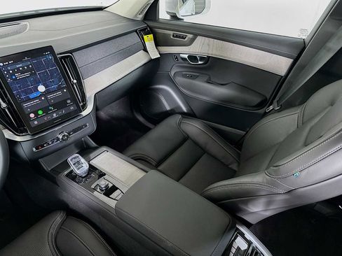 New 2025 Volvo XC90 T8 Ultra w/ Protection Package Premier image 22