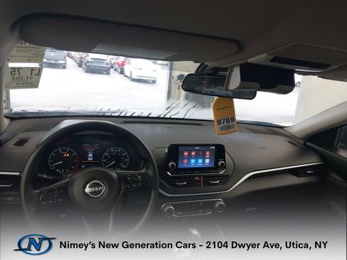 Used 2023 Nissan Altima 2.5 S FWD image 4